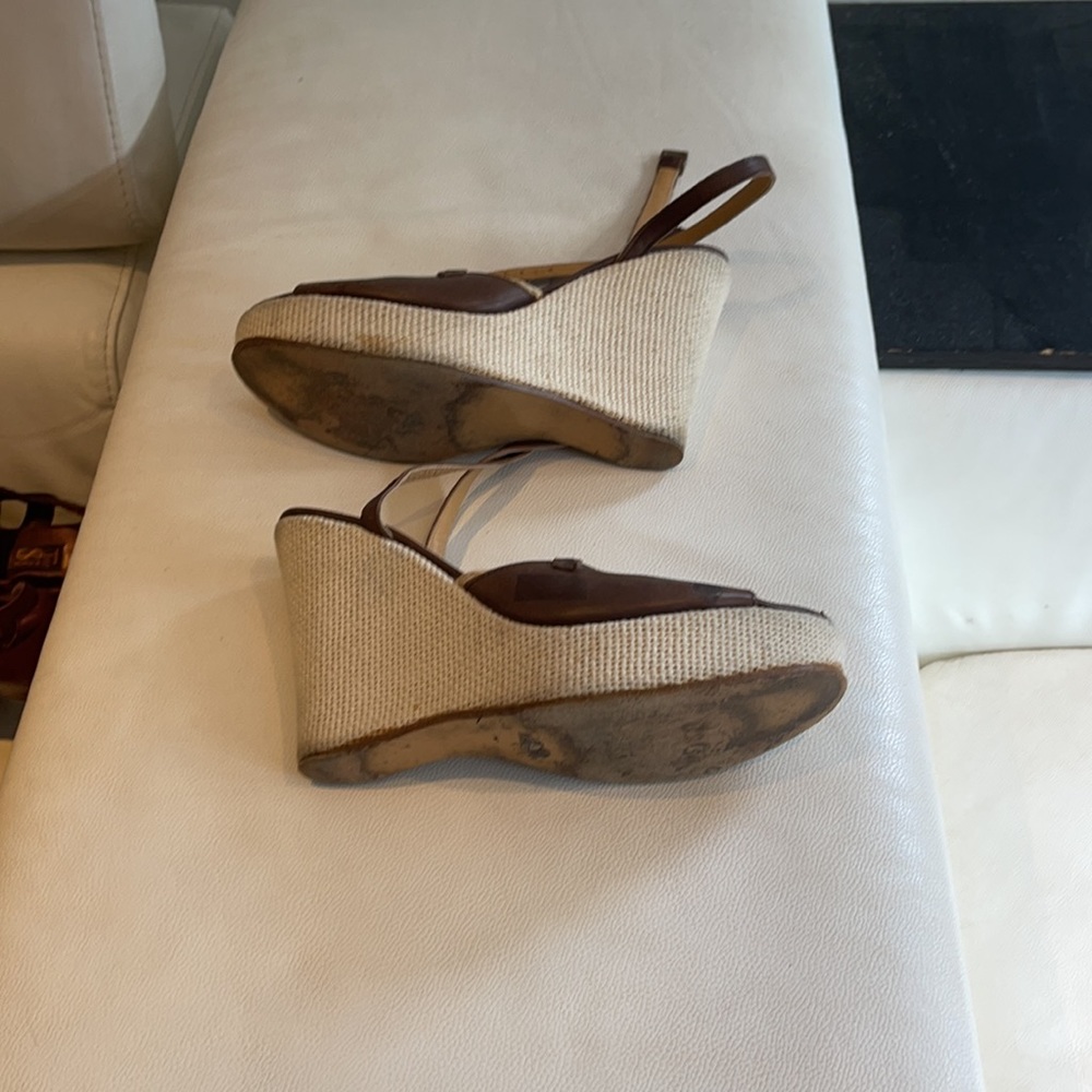 Shoes - Picture 5 of 7